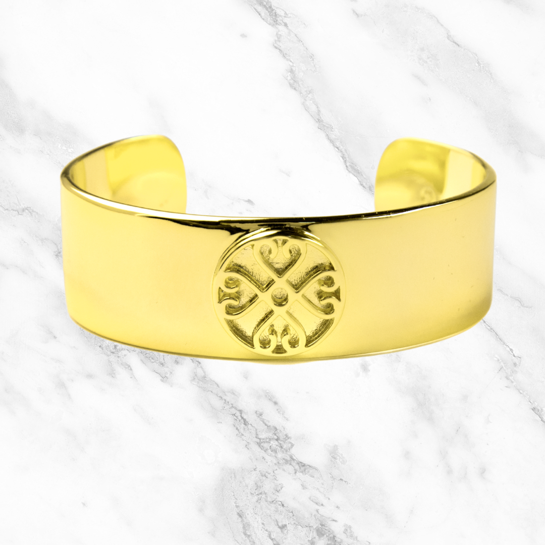 Love Gold Cuff