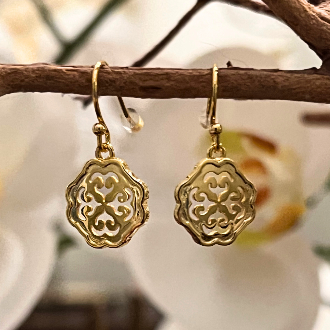 Protection Earrings Gold